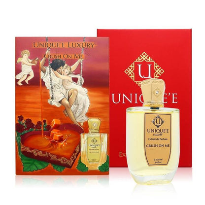 UNIQUE´E LUXURY Crush On Me